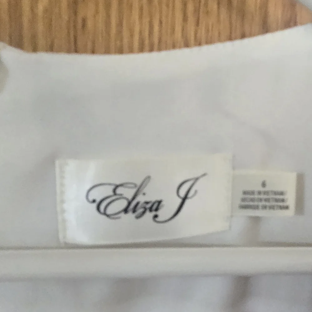 Elija J Floral Blue and White Pleated Dress Tea Length - Picture 5 of 5